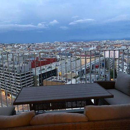 Stunning View Over Vienna In City Center Apartment ภายนอก รูปภาพ