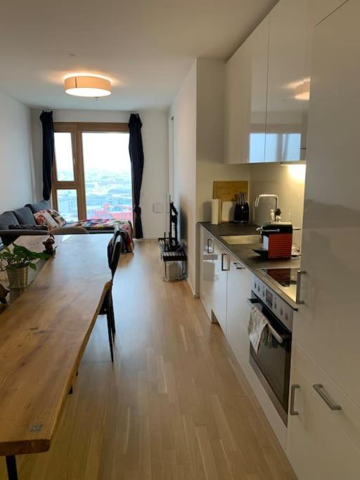 Stunning View Over Vienna In City Center Apartment ภายนอก รูปภาพ
